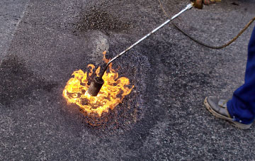 Oath flat roofing repairs